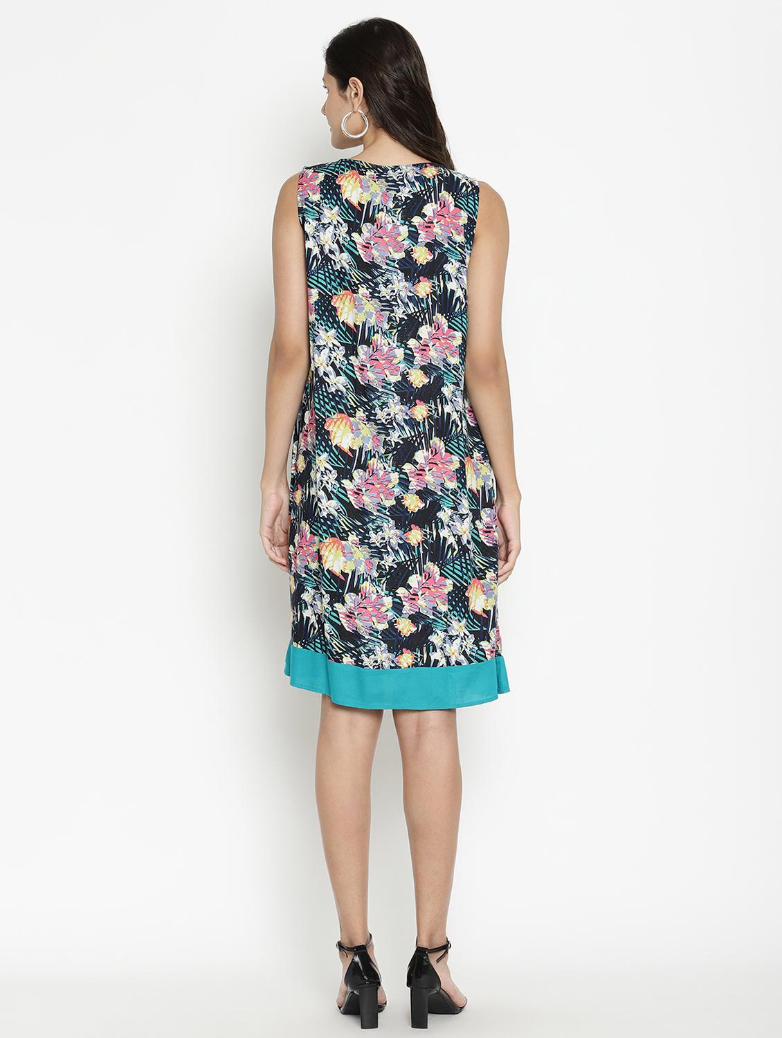 round neck printed maternity wear dress - 17669052 - Zoom Image - 3