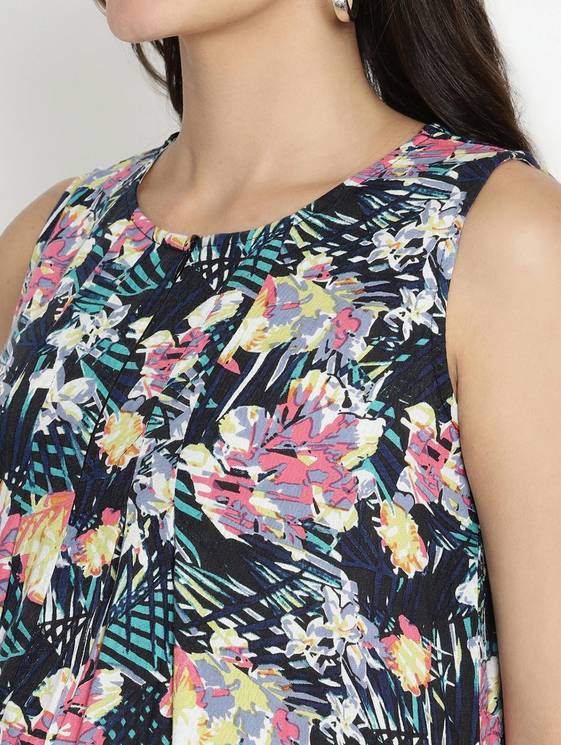 round neck printed maternity wear dress - 17669052 - Zoom Image - 5