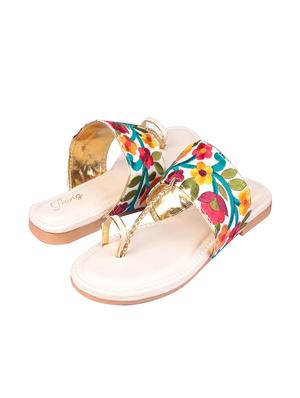 white leatherette ethnic kolhapuris - 17669088 - Standard Image - 3
