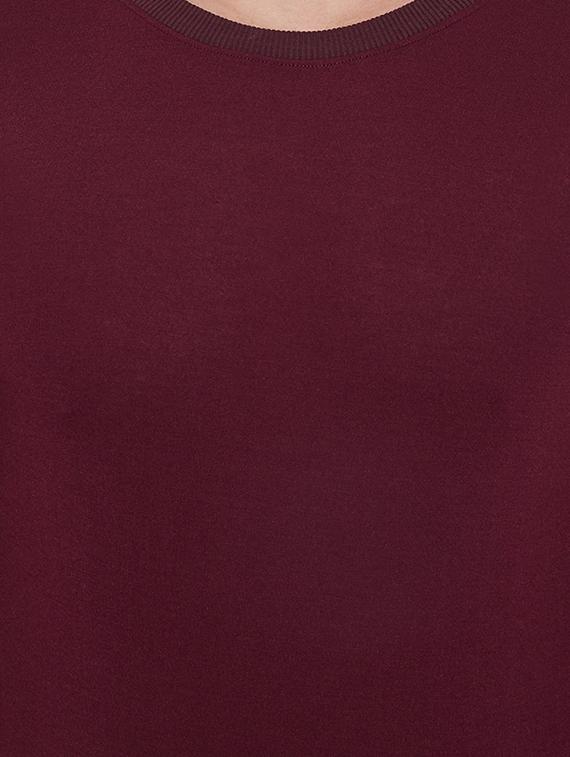 maroon color block cut & sew t-shirt - 17669499 - Zoom Image - 5