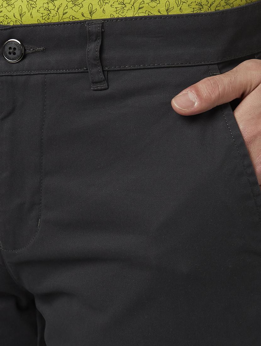 green solid flat front casual trouser - 17669674 - Zoom Image - 5