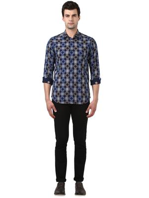 navy blue checkered casual shirt - 17669843 - Standard Image - 4