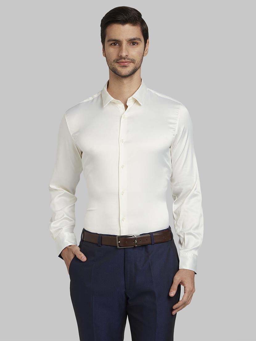 white solid casual shirt - 17670100 - Zoom Image - 1