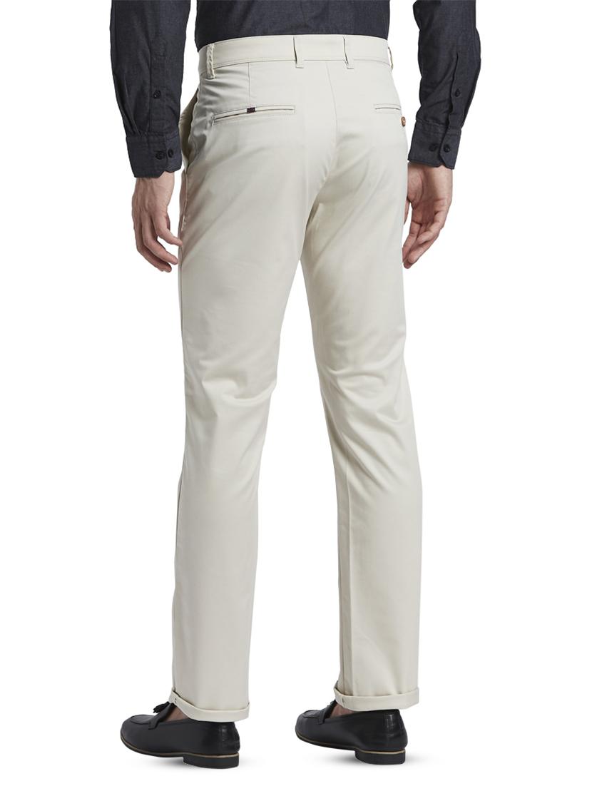 off white solid flat front casual trouser - 17670132 - Zoom Image - 3