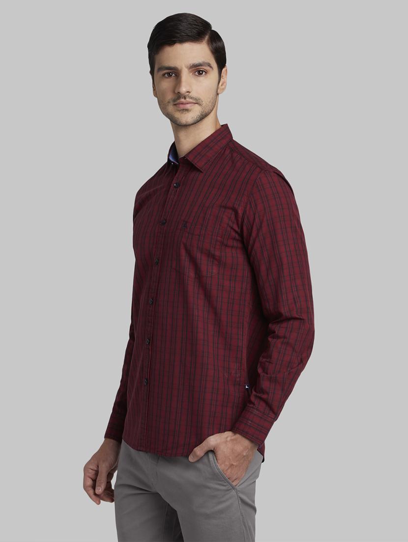 red checkered casual shirt - 17670340 - Zoom Image - 3
