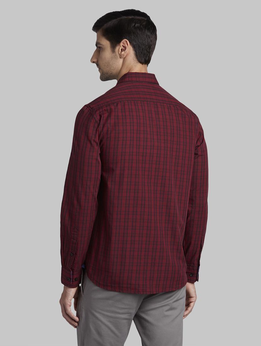 red checkered casual shirt - 17670340 - Zoom Image - 4