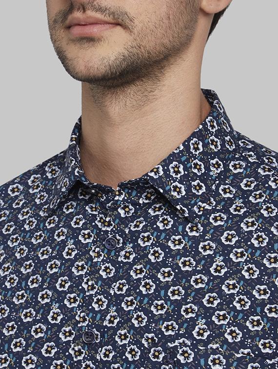 blue floral casual shirt - 17670395 - Zoom Image - 6