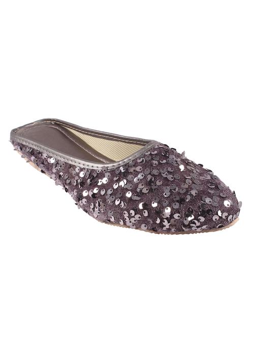 purple slip on jutis - 17673136 - Standard Image - 1
