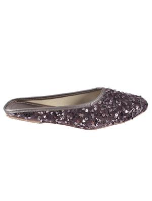 purple slip on jutis - 17673136 - Standard Image - 2