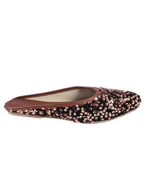 brown slip on jutis - 17673138 - Standard Image - 2