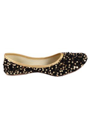 gold slip on jutis - 17673141 - Standard Image - 2