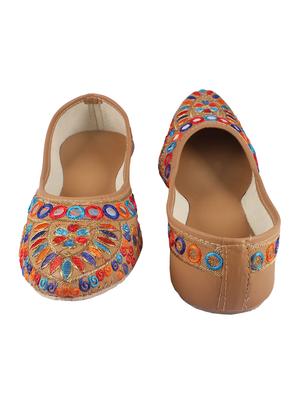 brown slip on jutis - 17673151 - Standard Image - 3