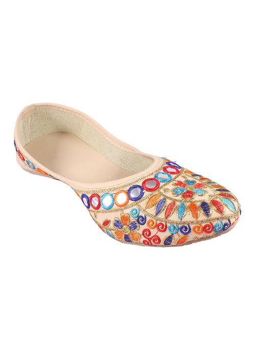 beige slip on jutis - 17673153 - Standard Image - 1