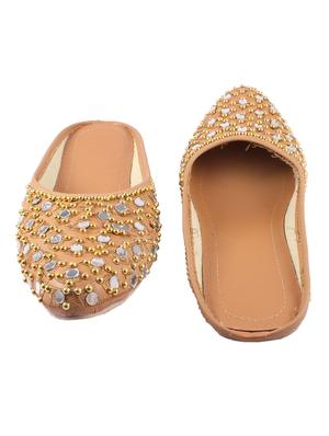 brown slip on jutis - 17673162 - Standard Image - 3