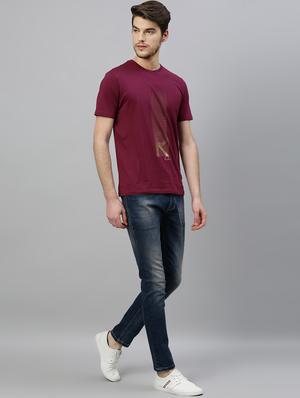 maroon chest print t-shirt - 17675341 - Standard Image - 4