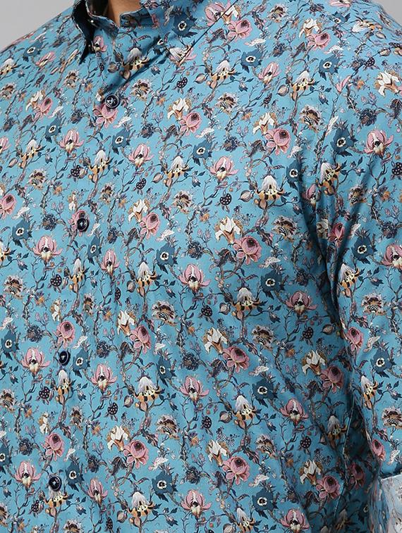 blue floral casual shirt - 17675739 - Zoom Image - 5