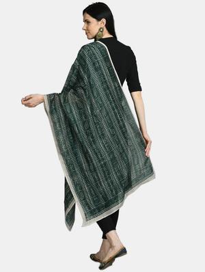 green silk blend printed dupatta - 17676449 - Standard Image - 4