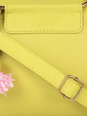 yellow leatherette (pu) regular handbag - 17677035 - Standard Image - 4