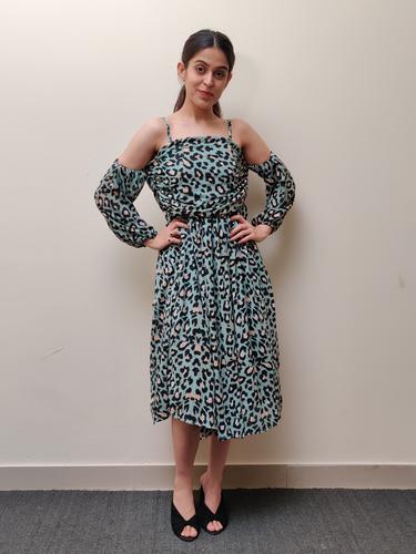 leopard print off shoulder dress - 17678575 - Very Small Image - 1