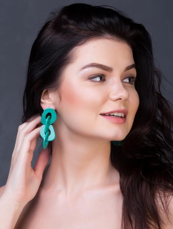 blue metal drop earring - 17678713 - Zoom Image - 2