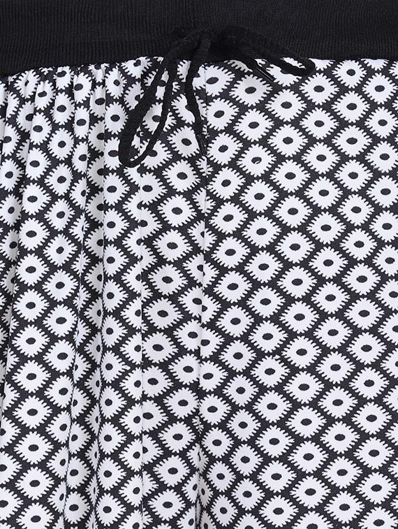 black printed harem - 17678970 - Zoom Image - 5