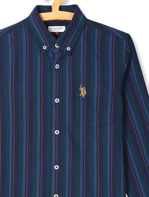 green striped shirt - 17681529 - Standard Image - 3