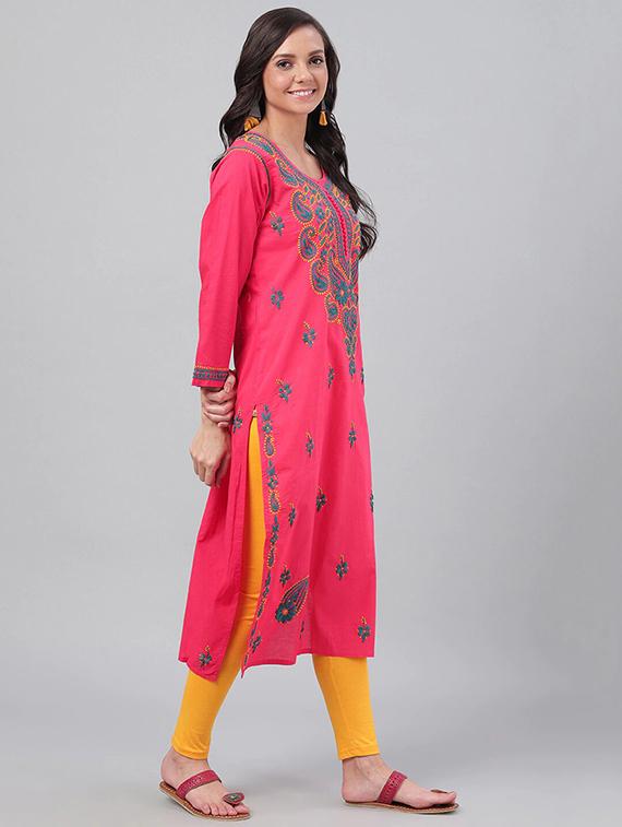 ada hand-embroidered pink chikankari kurta - 17683796 - Zoom Image - 3