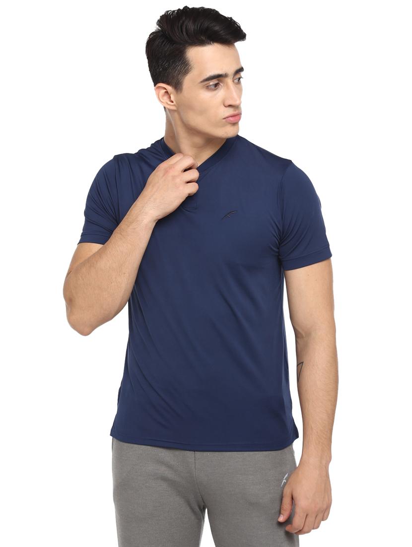 navy blue solid sports t-shirt - 17684851 - Zoom Image - 1