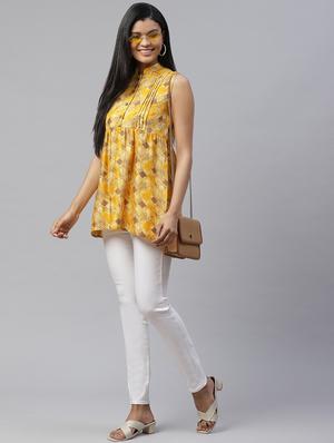 mandarin neck geometric top - 17685072 - Standard Image - 4