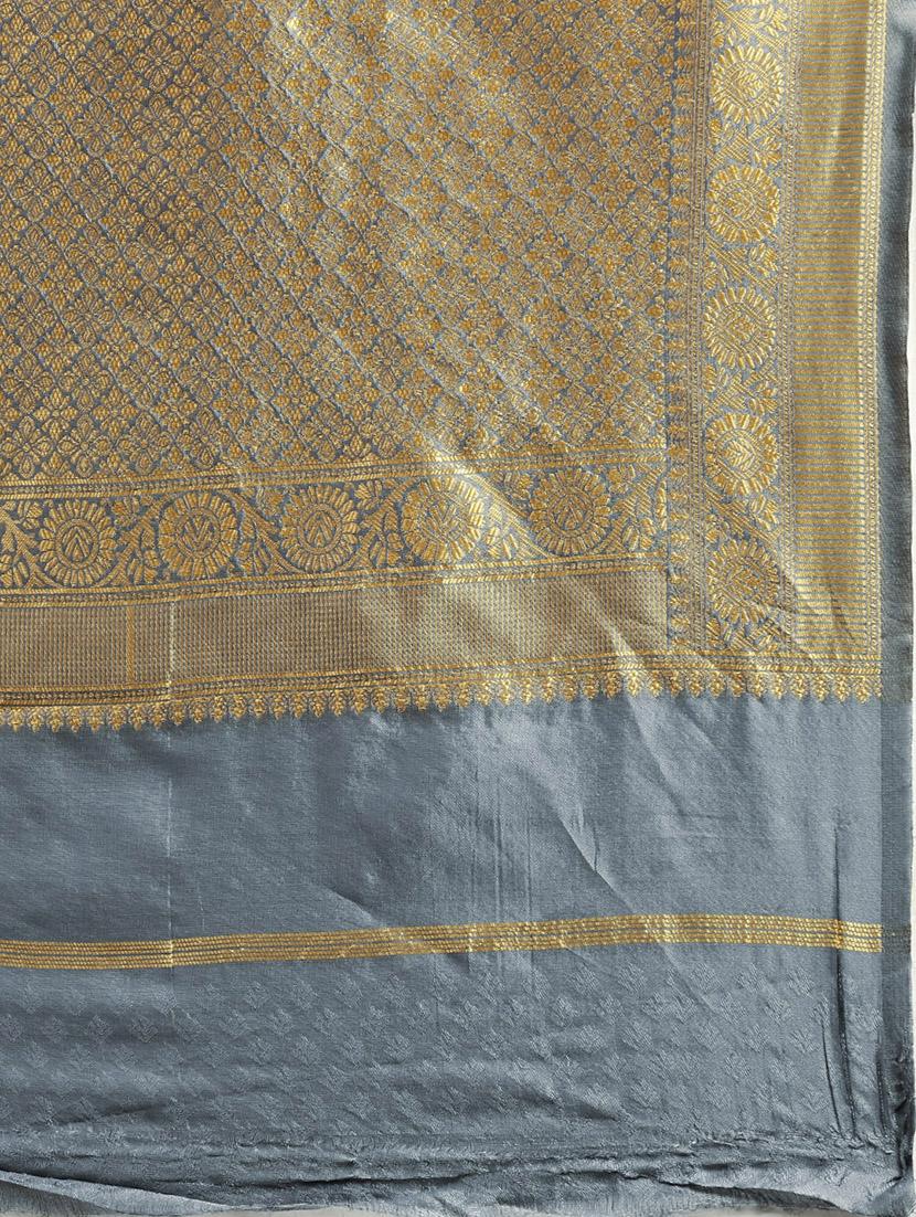 jacquard banarasi saree with blouse - 17687307 - Zoom Image - 4