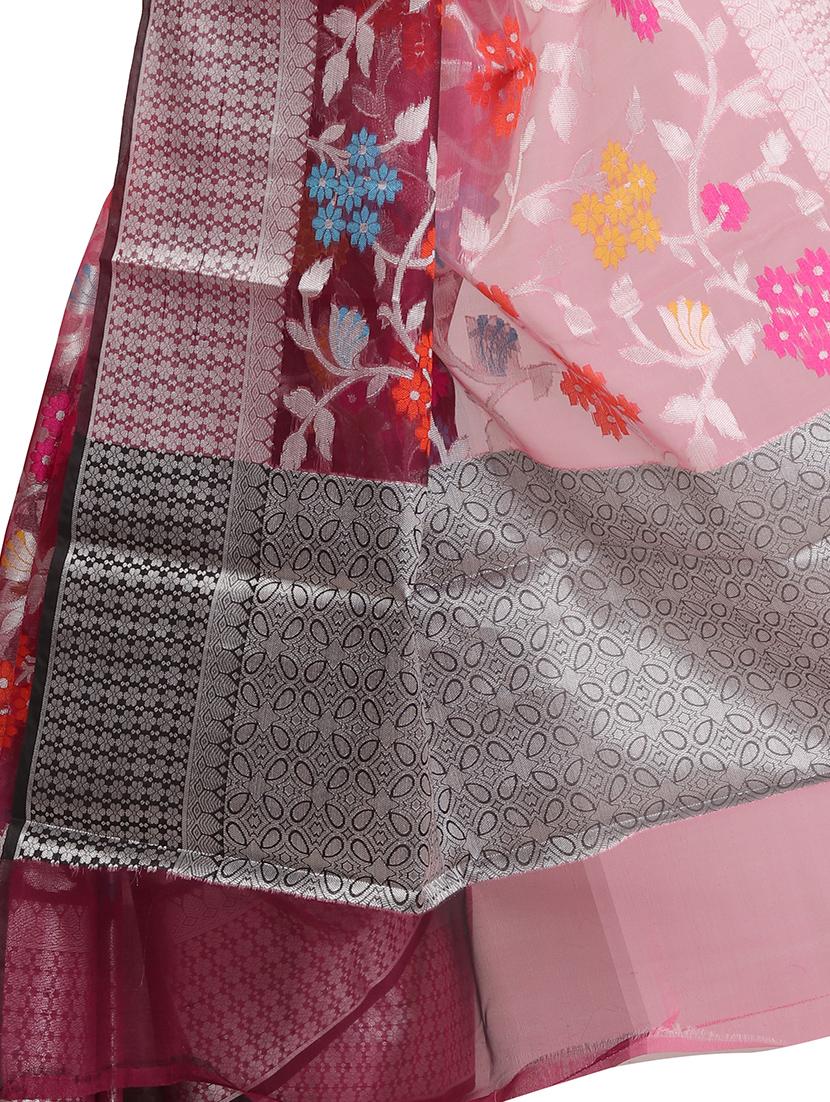floral banarasi saree with blouse - 17687446 - Zoom Image - 3
