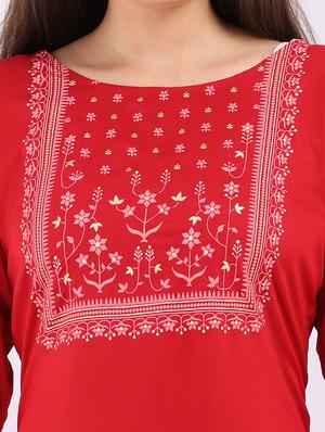 red rayon straight kurta - 17687968 - Standard Image - 4