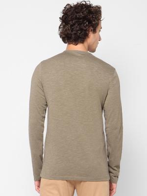 olive green solid t-shirt - 17689392 - Standard Image - 3