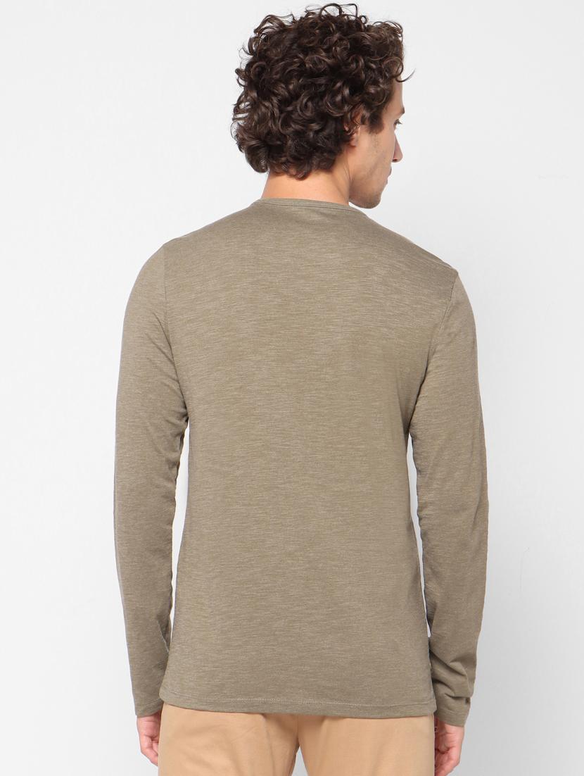 olive green solid t-shirt - 17689392 - Zoom Image - 3