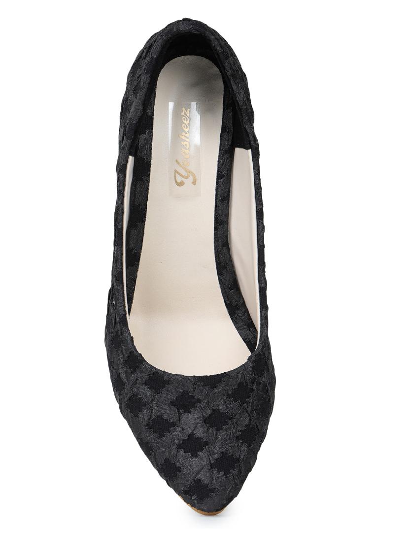 black slip on pump - 17689440 - Zoom Image - 4