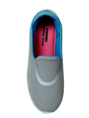 grey mesh slip on sports shoes - 17690040 - Standard Image - 4