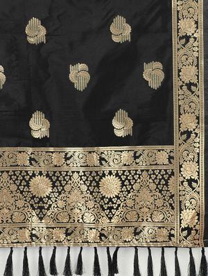 black silk banarasi dupatta - 17690787 - Standard Image - 4