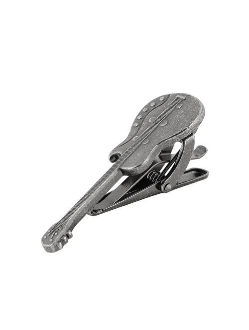 silver metal brooch - 17690985 - Standard Image - 1