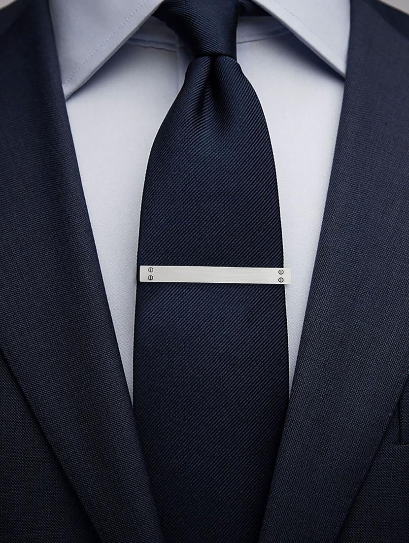 silver metal brooch - 17690988 - Zoom Image - 4