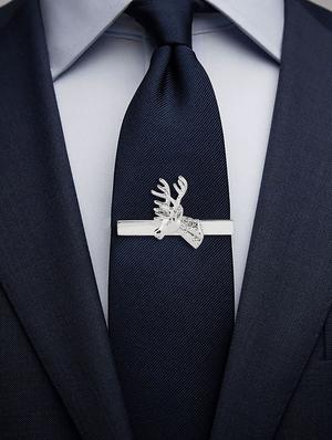 silver metal brooch - 17690998 - Standard Image - 4