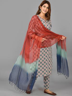 printed suit set - 17691727 - Standard Image - 2