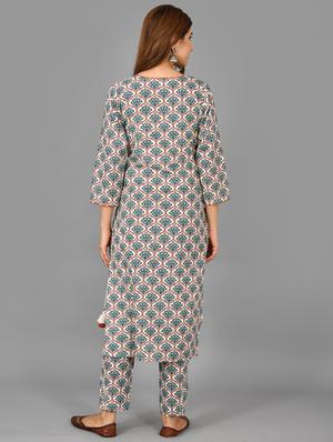 printed suit set - 17691727 - Standard Image - 3