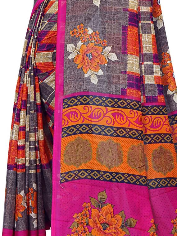 floral printed saree with blouse - 17691834 - Zoom Image - 4