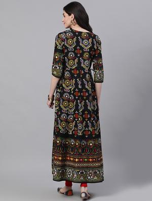 embroidered flared kurta - 17692080 - Standard Image - 3