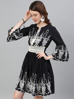 bell sleeves embroidered dress - 17692084 - Standard Image - 2