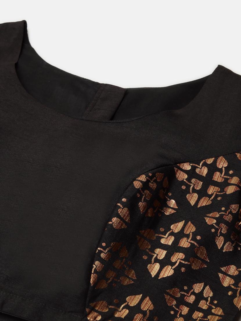 black art silk printed blouse - 17692153 - Zoom Image - 5