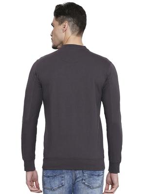 grey solid t-shirt - 17692238 - Standard Image - 3