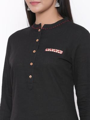 solid straight kurta - 17692920 - Standard Image - 4