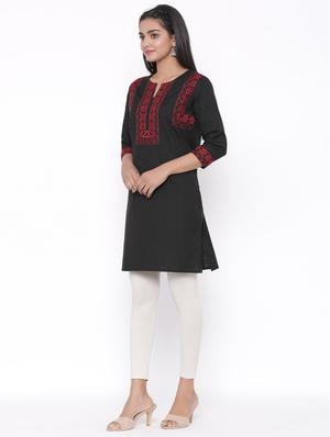 embroidered straight kurta - 17692923 - Standard Image - 2