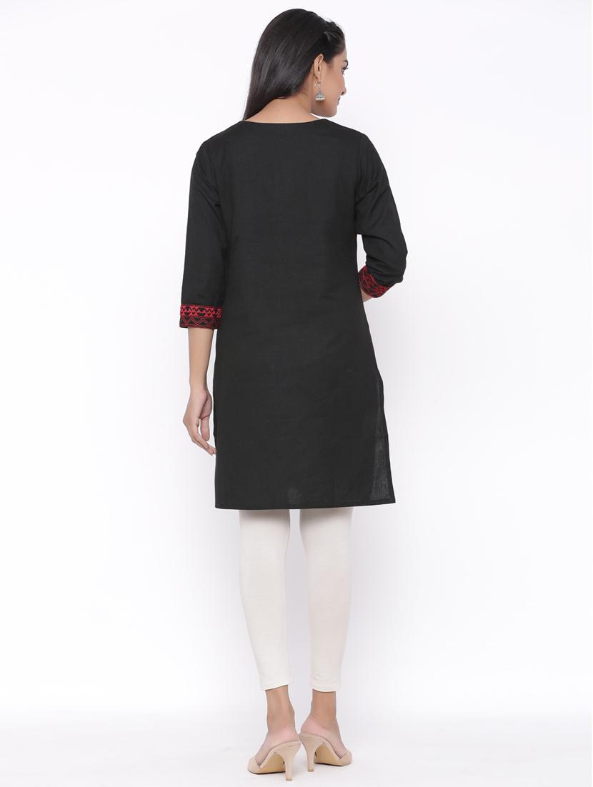 embroidered straight kurta - 17692923 - Zoom Image - 3